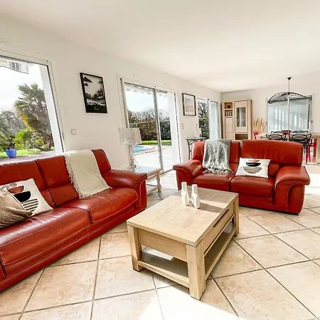 Holiday home On The Makila Golf Course Near Biarritz Bassussarry